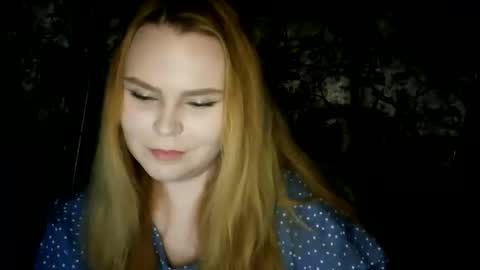 blushing_star online show from November 18, 5:16 pm