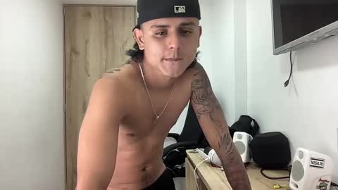 Bob  INDEPENDENT MODEL online show from September 26, 4:42 am