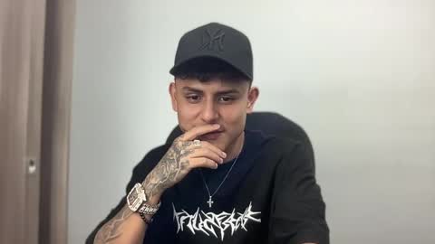 Bob  INDEPENDENT MODEL online show from February 23, 3:24 am