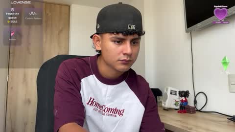 Bob  INDEPENDENT MODEL online show from April 1, 6:38 pm