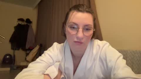 Snapshot of bobwig4 chatting on February 10, 8:31 pm Tips prfr 11-55-111 tok online show from February 10, 8:31 pm