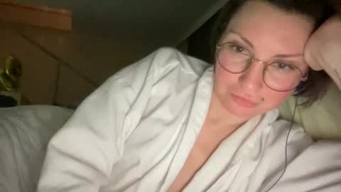 Snapshot of bobwig4 chatting on January 22, 11:43 pm Tips prfr 11-55-111 tok online show from January 22, 11:43 pm
