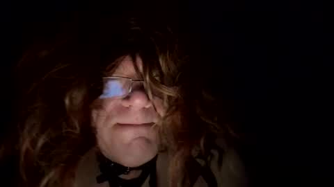 Snapshot of bodiddly64 chatting on October 12, 10:30 am bodiddly64 online show from October 12, 10:30 am