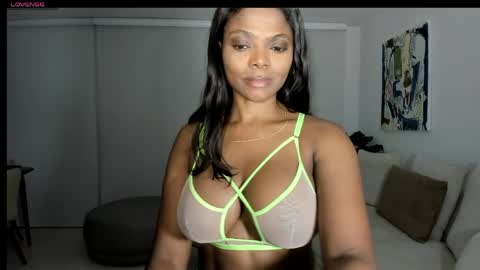 danna online show from April 21, 9:38 am