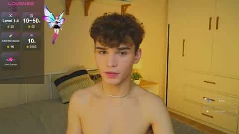 ALEXPVT IS OPEN online show from October 21, 8:08 am