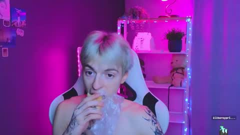 ALEXPVT IS OPEN online show from March 5, 11:28 am