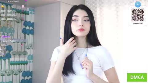 Akemi online show from February 19, 5:06 am