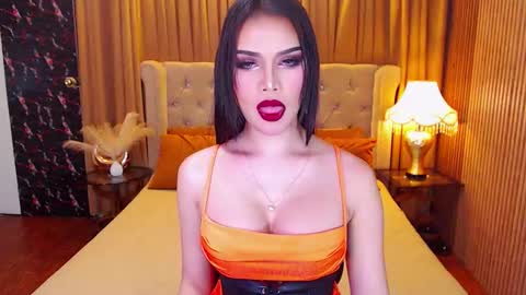 Snapshot of bombshellanita chatting on October 7, 6:15 pm bombshellanita online show from October 7, 6:15 pm