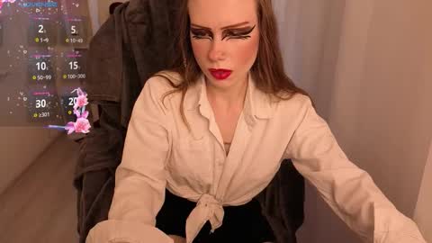 Karen online show from December 3, 4:18 pm