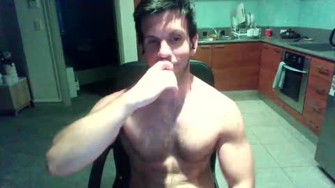 Bondi online show from December 19, 8:54 am