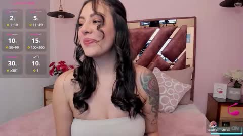 Snapshot of boniejones chatting on October 6, 7:31 pm boniejones online show from October 6, 7:31 pm