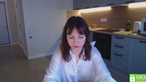 Snapshot of bonjourlabelle chatting on February 13, 9:51 am Mary 3 live time content 18 online show from February 13, 9:51 am