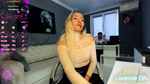 bonnie_annd_clyde online show from October 28, 2:18 pm