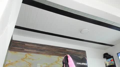 becky online show from November 18, 6:11 pm