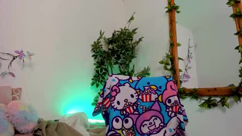   online show from November 20, 12:42 am