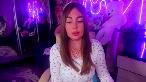 Snapshot of bonybenessy chatting on October 1, 9:02 pm Mira online show from October 1, 9:02 pm