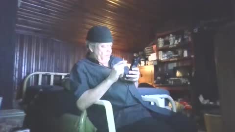 Booshwa online show from February 12, 1:09 am