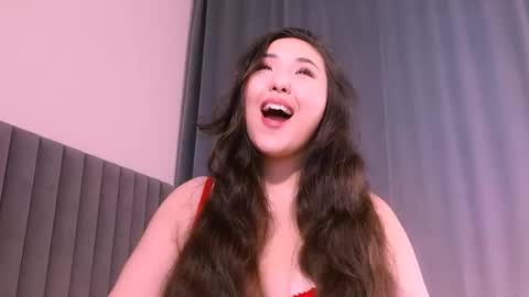 Snapshot of bootylecious_ chatting on December 5, 4:26 am Mona online show from December 5, 4:26 am