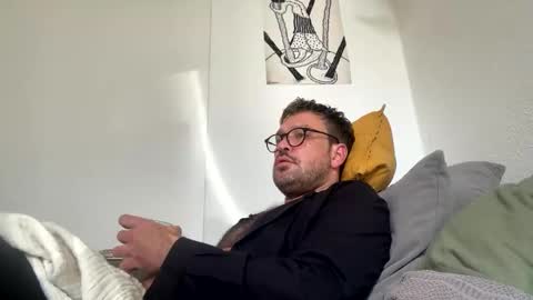 BoYYYOOO online show from September 24, 7:48 am