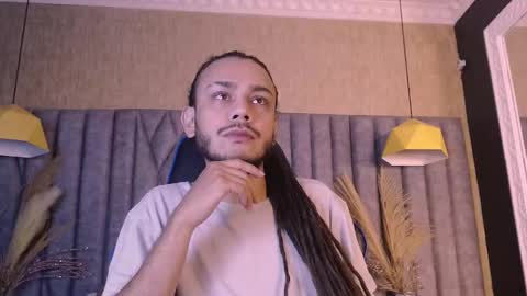 Snapshot of bossdominator1 chatting on September 24, 3:13 am Boss online show from September 24, 3:13 am