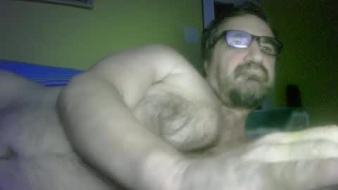 Snapshot of bostek chatting on December 6, 2:40 am bostek online show from December 6, 2:40 am