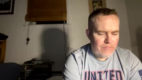 bostonirish45 online show from November 25, 2:21 am