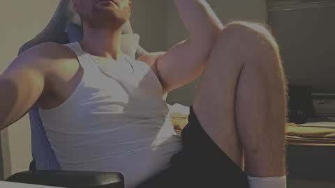 bottomtsinner online show from February 5, 9:51 pm