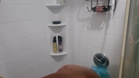 bouncybronze online show from September 27, 12:30 am