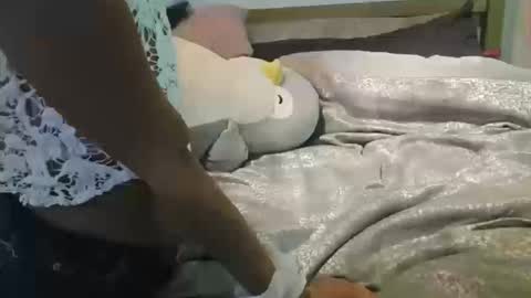 bouncybronze online show from October 20, 12:43 pm