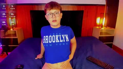 Snapshot of boy2boy_aheat chatting on September 24, 4:19 am boy2boy_aheat online show from September 24, 4:19 am