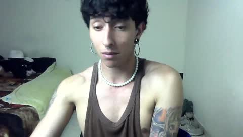 Boy Astro online show from January 1, 2:09 am