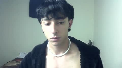 Boy Astro online show from December 15, 12:40 am