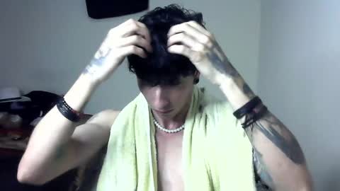 Boy Astro online show from December 31, 11:06 pm