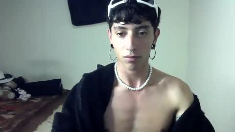 Boy Astro online show from February 3, 11:47 pm