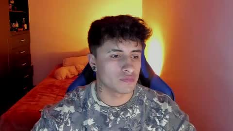 boy_nauthy online show from April 26, 11:13 pm