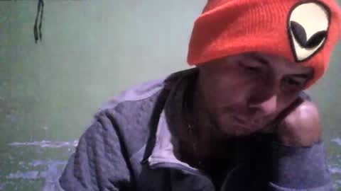 Snapshot of boycumlatino21 chatting on January 9, 2:01 am Boy online show from January 9, 2:01 am