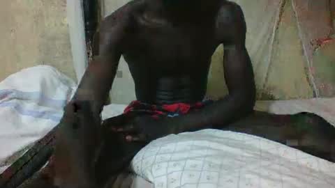 Snapshot of boyguylove chatting on October 9, 9:59 am boyguylove online show from October 9, 9:59 am