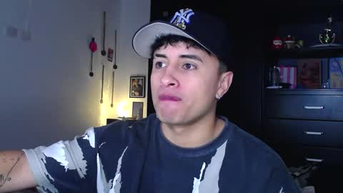 miguel  online show from February 2, 10:50 pm