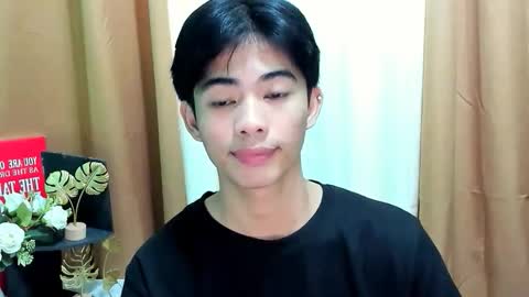 HI IM JAMES DONT FORGET GIVE ME THUMBS UP AND JOIN TO MY FANCLUB online show from November 17, 7:00 am