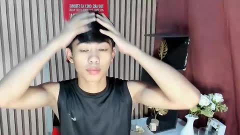 HI IM JAMES DONT FORGET GIVE ME THUMBS UP AND JOIN TO MY FANCLUB online show from September 11, 6:47 am