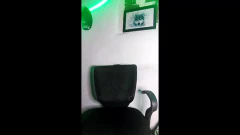 andrew online show from April 9, 11:49 am