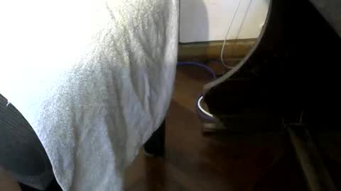 Snapshot of brad2717 chatting on January 22, 12:38 pm brad2717 online show from January 22, 12:38 pm