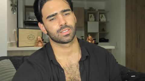 bradleymartin7 online show from February 15, 1:42 am