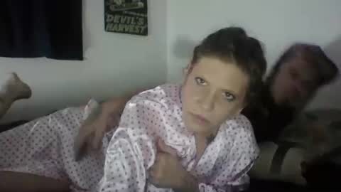 BradyNPaisley online show from November 17, 5:54 am