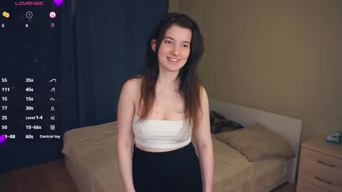 Snapshot of brandikenady chatting on September 25, 7:37 am Hild online show from September 25, 7:37 am