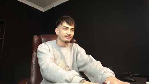 Snapshot of brandontatex chatting on February 25, 1:21 pm BrandonTateX online show from February 25, 1:21 pm