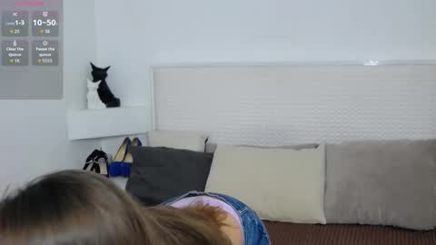 Brandy Gem online show from December 4, 7:52 am