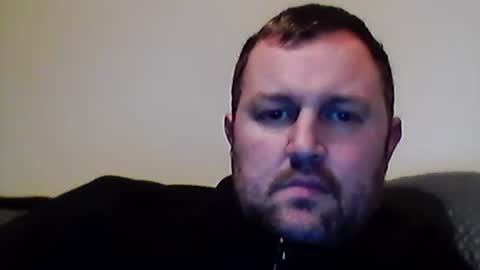 Snapshot of brasso1982 chatting on December 30, 10:12 pm willywinker online show from December 30, 10:12 pm