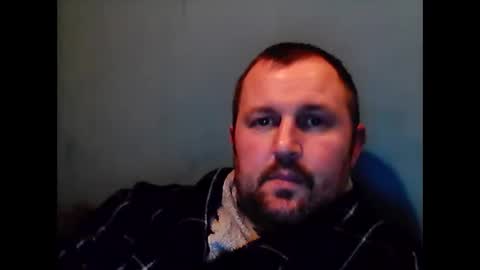 Snapshot of brasso1982 chatting on October 19, 9:30 pm willywinker online show from October 19, 9:30 pm
