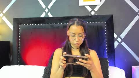 Snapshot of bravepetunia chatting on October 11, 3:48 pm bravepetunia online show from October 11, 3:48 pm